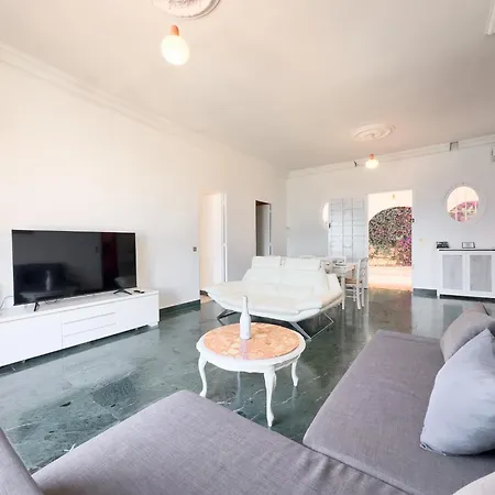 B-bardot Monaco Area, Bnbrickeys Вилла *